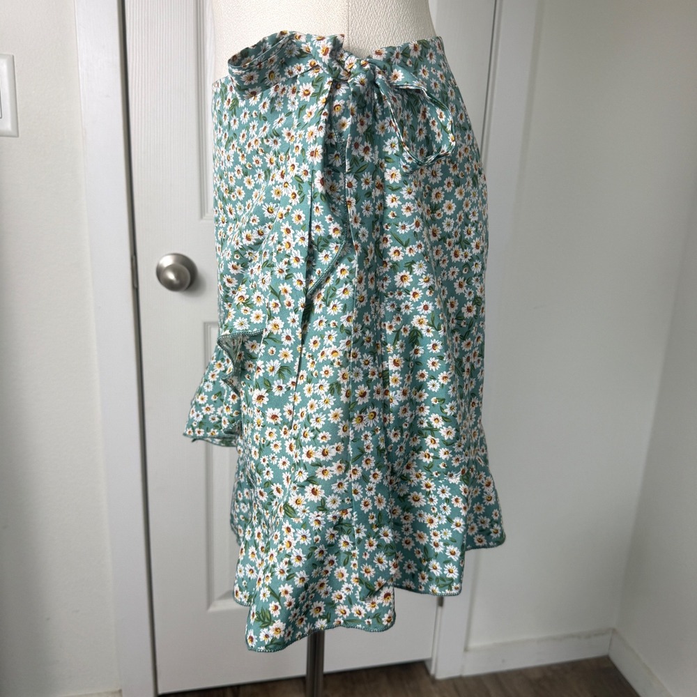 Womens Ditsy Floral Ruffle Wrap Mini Skirt Size M Boho Cottagecore Green - Picture 6 of 8